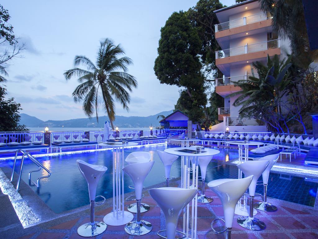 Blue Beach Club & Resort Patong Exterior photo