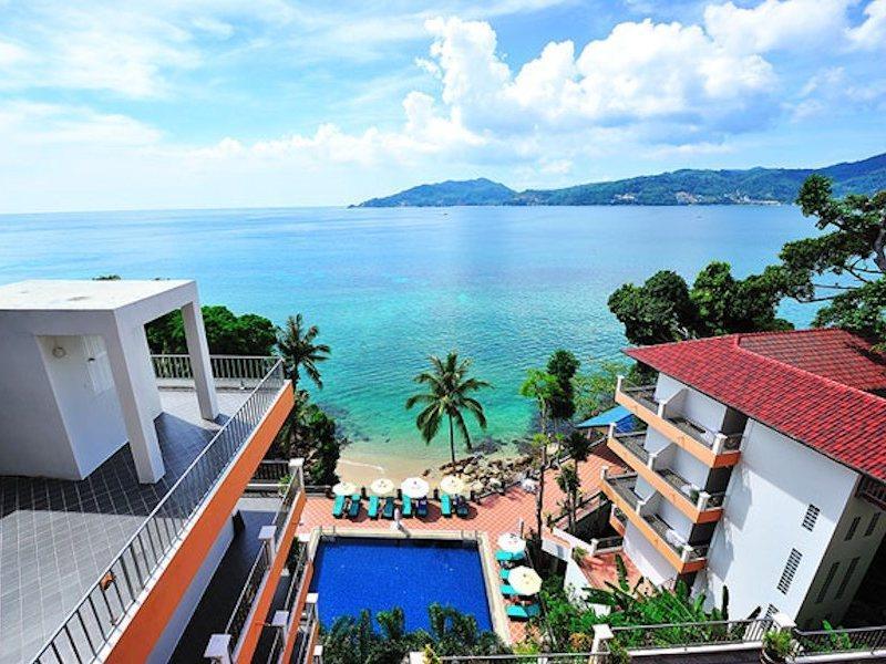 Blue Beach Club & Resort Patong Exterior photo