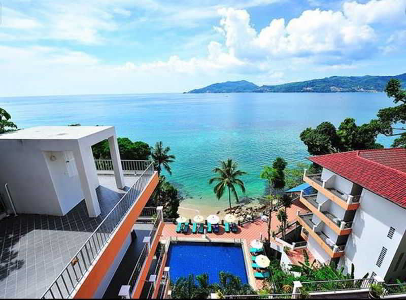 Blue Beach Club & Resort Patong Exterior photo